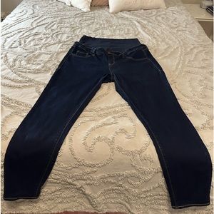 Old Navy Rockstar Full Panel Maternity Jeans. Size 14 short.